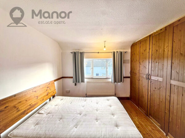 Barnstaple Road, Romford, RM3 7TH