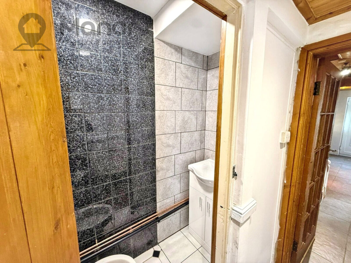 Barnstaple Road, Romford, RM3 7TH