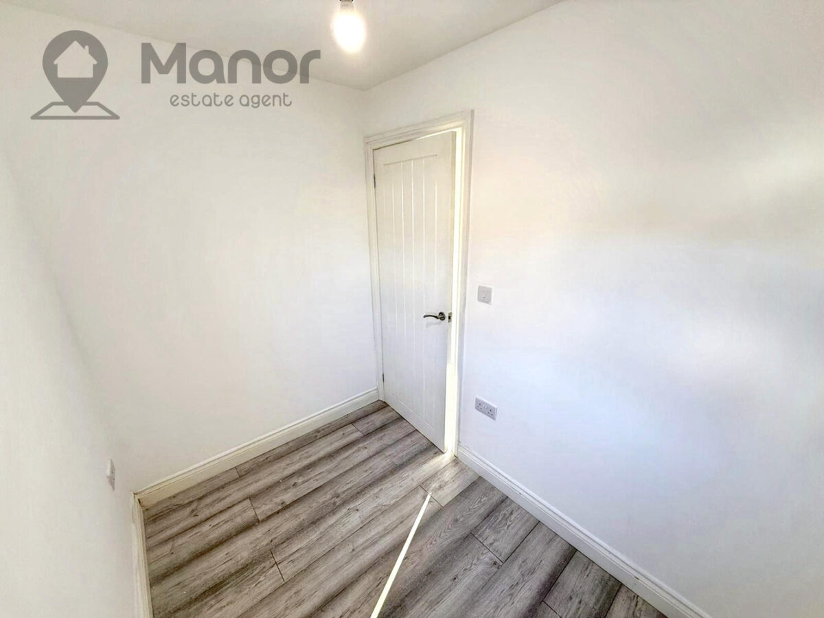 Glenmore Way, Barking, IG11 0LY