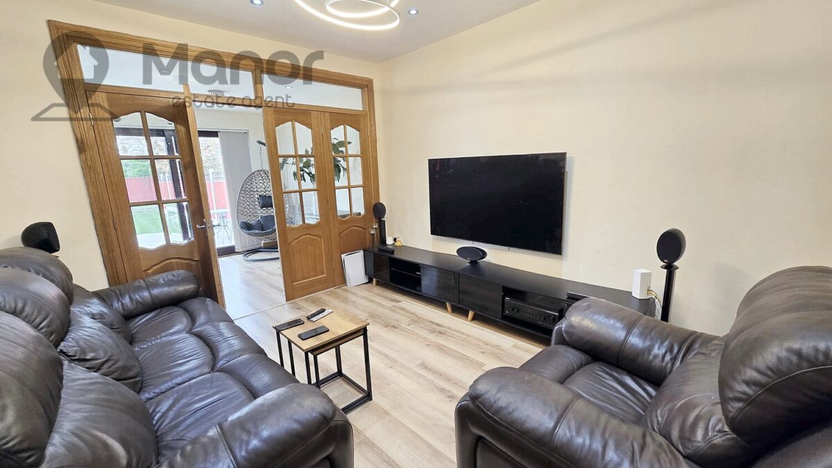 Tavistock Gardens, Ilford, IG3 9BE