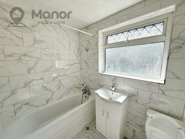 Leigh Road, East Ham, E6 2AR