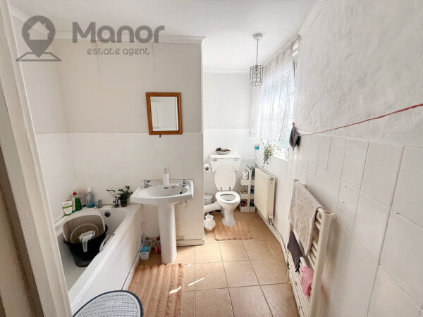 Alfred Prior House, Grantham Road, Manor Park, E12 5NA