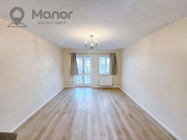 Putney Gardens, Chadwell Heath, RM6 4FF