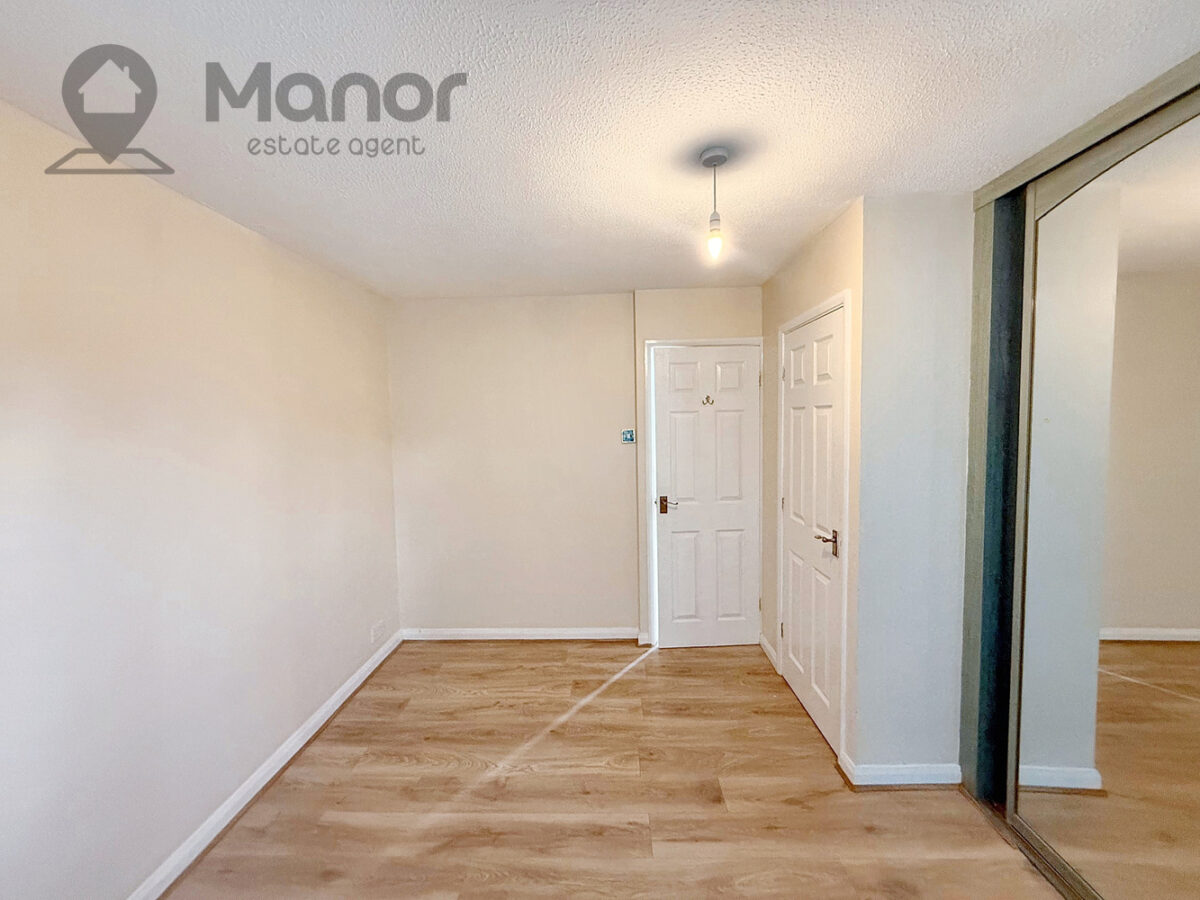Putney Gardens, Chadwell Heath, RM6 4FF