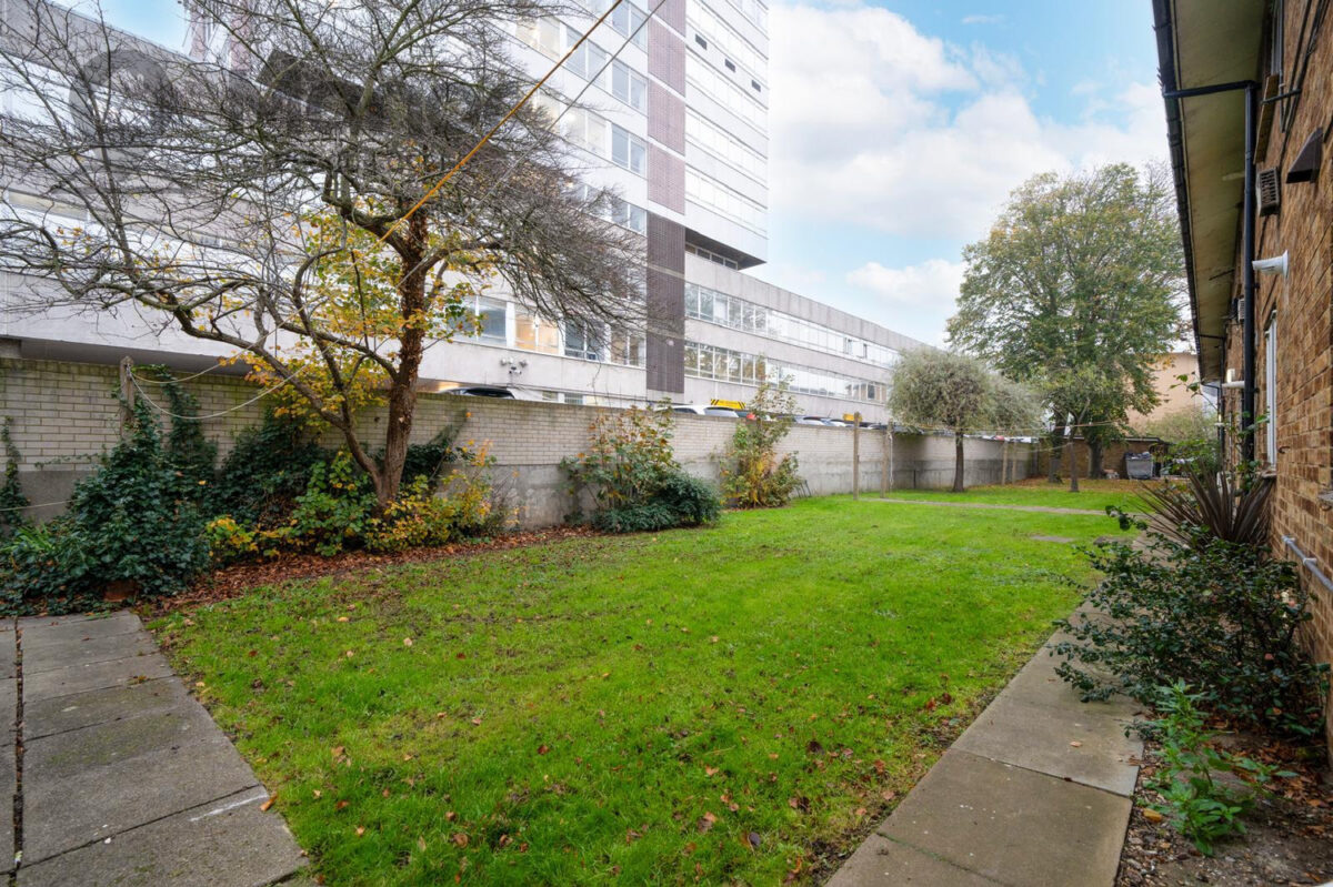 Beehive Court, Beehive Lane, Gants Hill, IG1 3RR