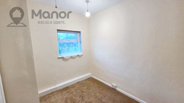 Bushgrove Road, Dagenham, RM8 3SL