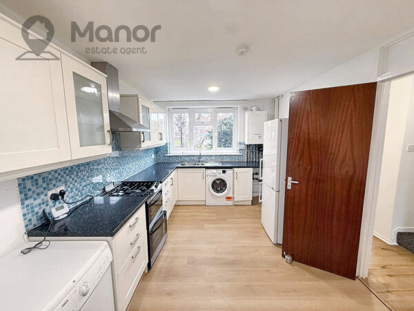 Gainsborough Avenue, Manor Park, E12 6JL