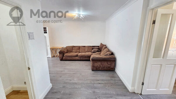 Cedar Road, Romford, RM7 7JR