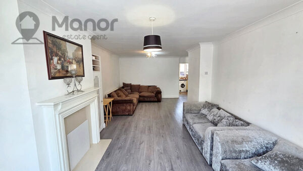 Cedar Road, Romford, RM7 7JR