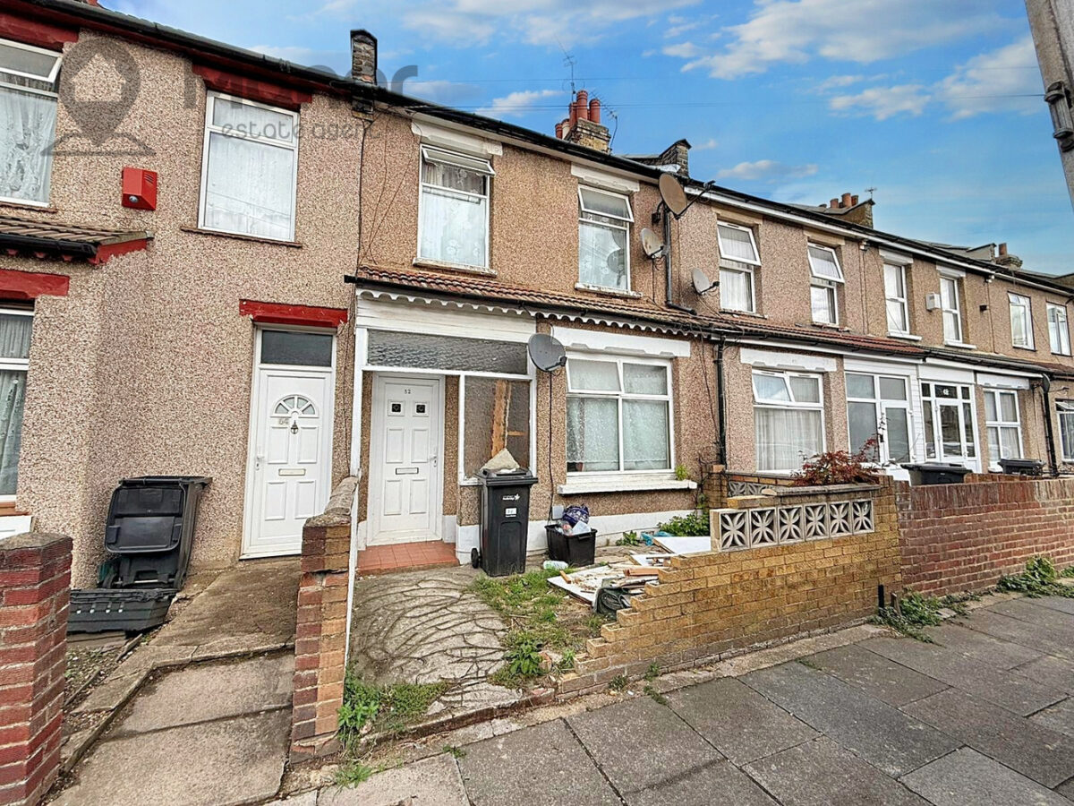 Roman Road, Ilford, IG1 2PA