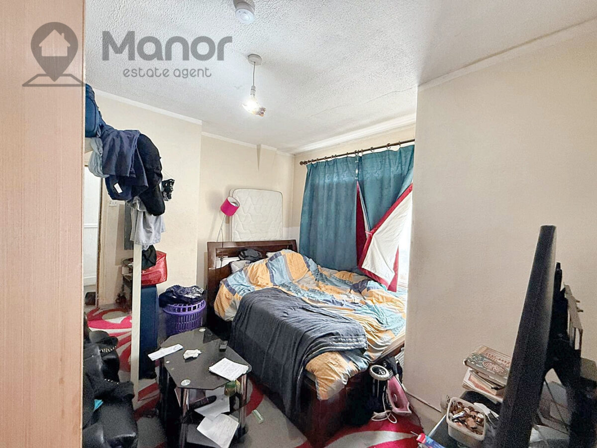 Roman Road, Ilford, IG1 2PA