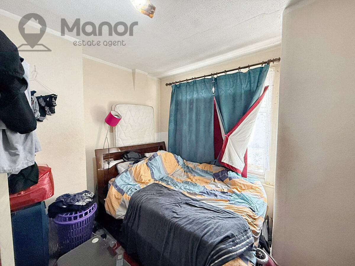 Roman Road, Ilford, IG1 2PA