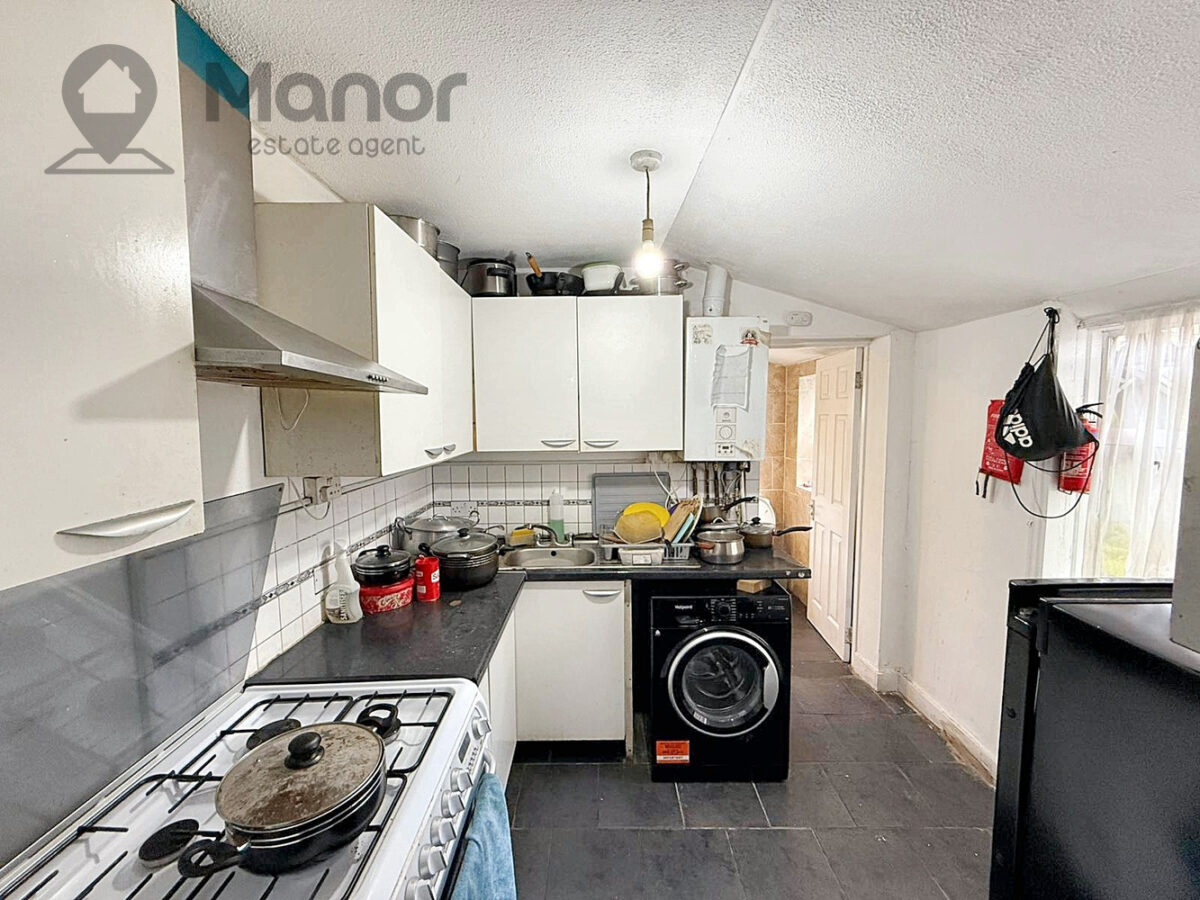 Roman Road, Ilford, IG1 2PA