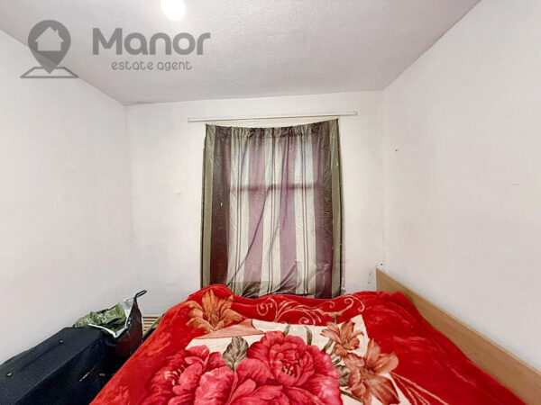 Roman Road, Ilford, IG1 2PA