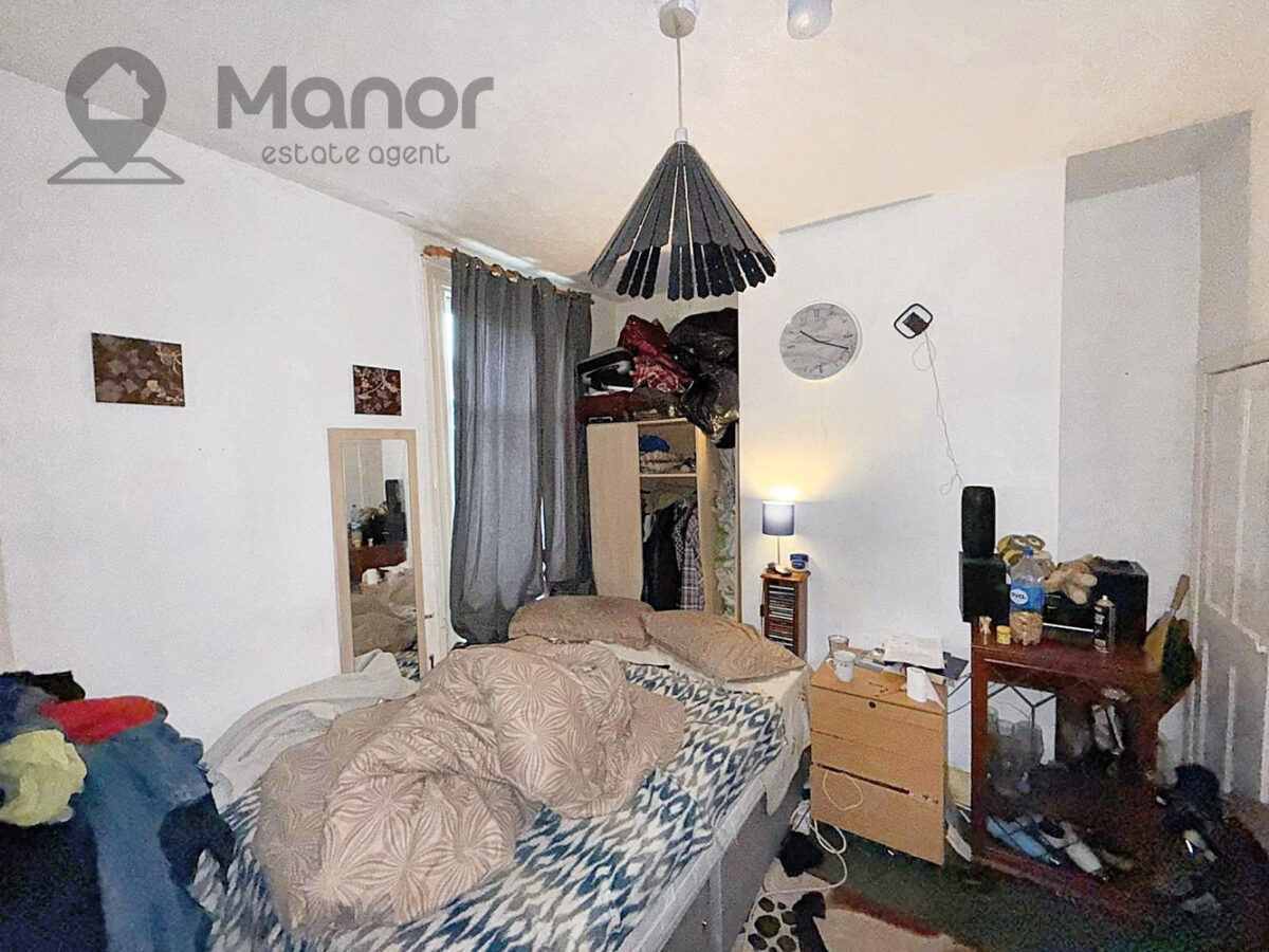 Roman Road, Ilford, IG1 2PA