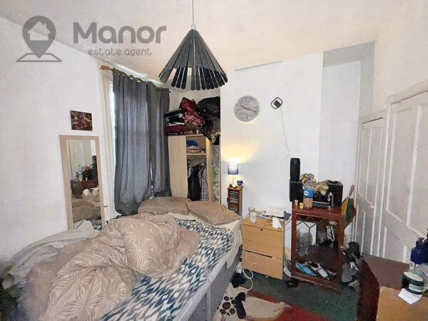 Roman Road, Ilford, IG1 2PA