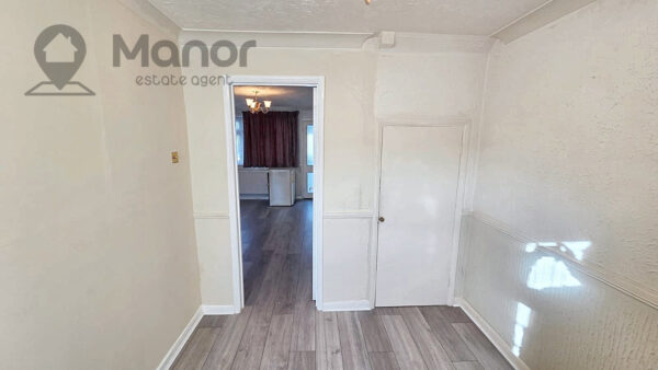 Sussex Close, Ilford, IG4 5DP