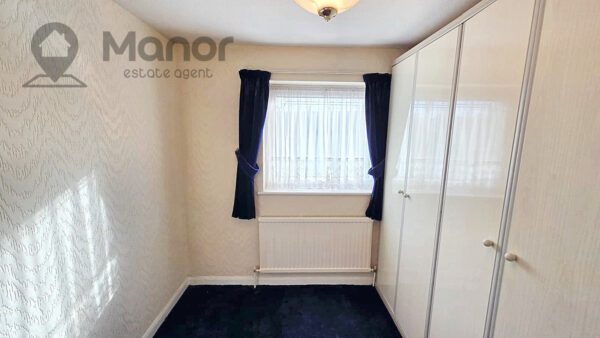 Sussex Close, Ilford, IG4 5DP