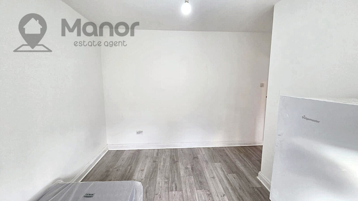 Lonsdale Avenue, East Ham, E6 3PZ