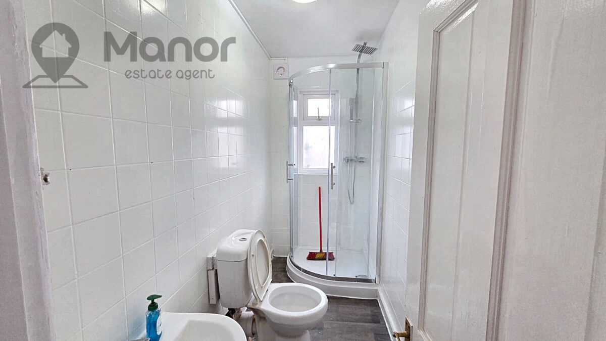 Lonsdale Avenue, East Ham, E6 3PZ