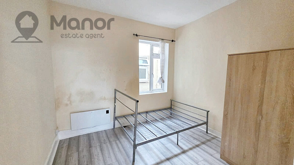 Burges Road, East ham, E6 2BH