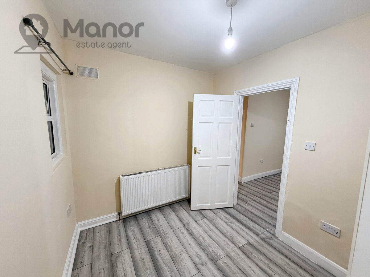 Burges Road, East ham, E6 2BH