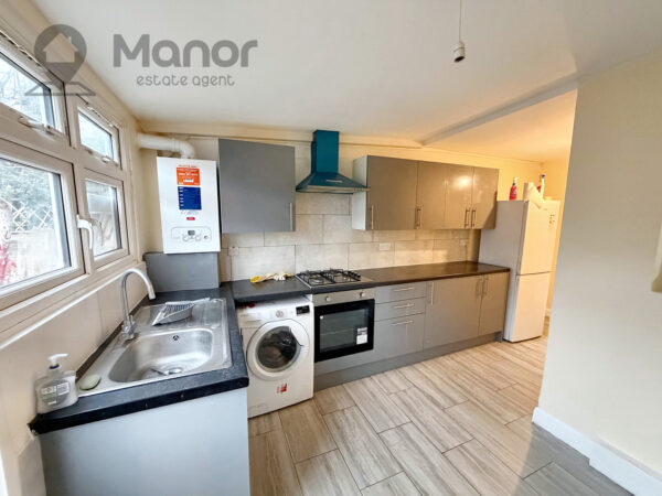 Burges Road, East ham, E6 2BH