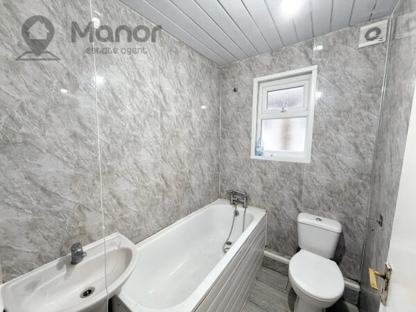 Burges Road, East ham, E6 2BH