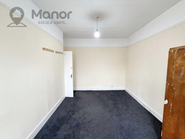 Burges Road, East ham, E6 2BH