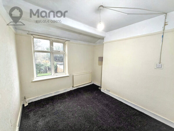 Hillview Crescent, Ilford, IG1 3QD