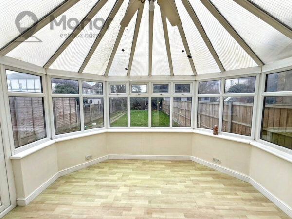 Hillview Crescent, Ilford, IG1 3QD