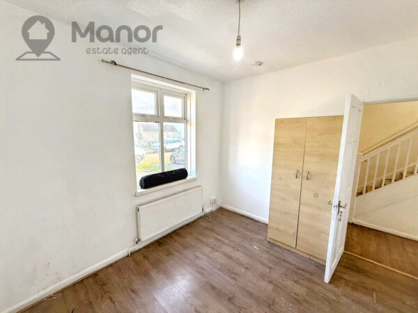 Comyns Road, Dagenham, RM9 6PB