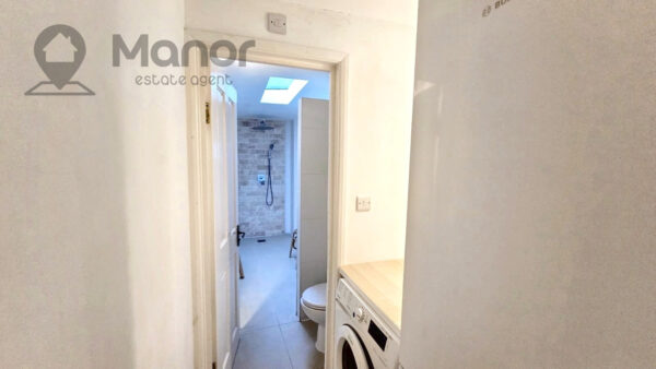 Essex Road, Manor Park, E12 6QR