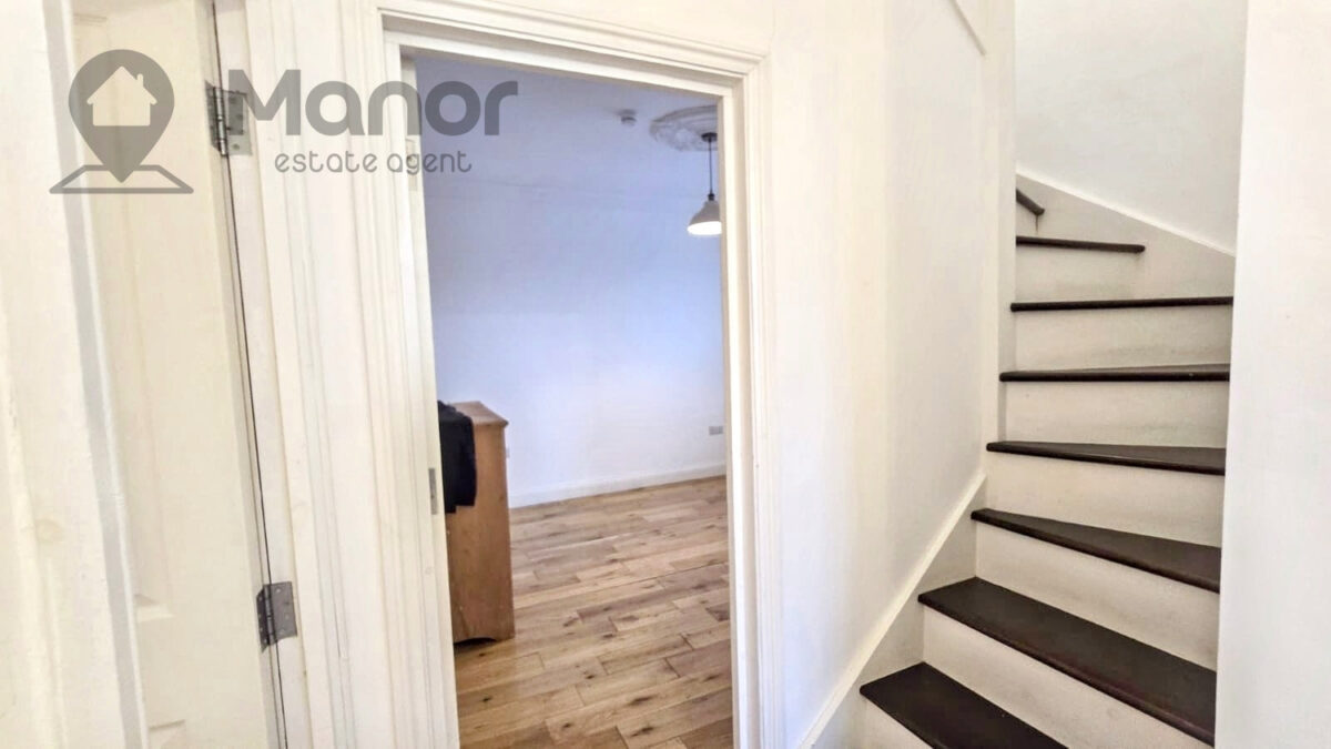 Essex Road, Manor Park, E12 6QR