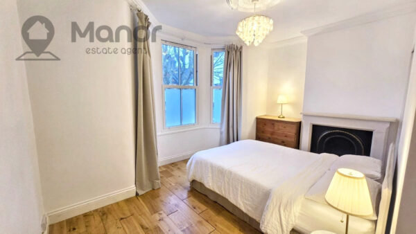 Essex Road, Manor Park, E12 6QR