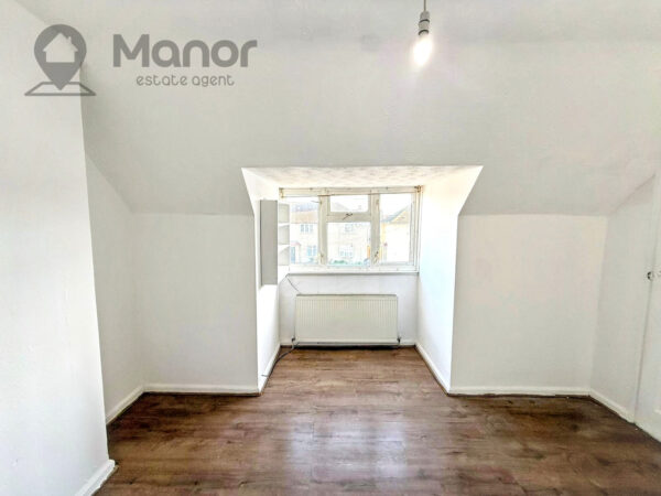 Comyns Road, Dagenham, RM9 6PB