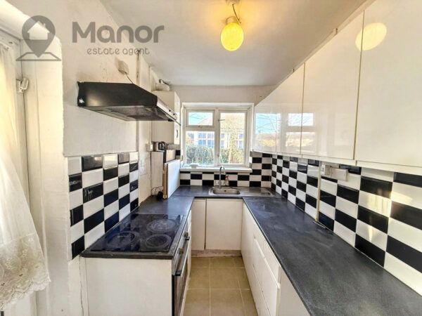 Comyns Road, Dagenham, RM9 6PB