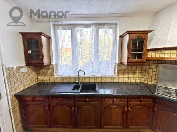 Clayhall Avenue, Clayhall, IG5 0NY