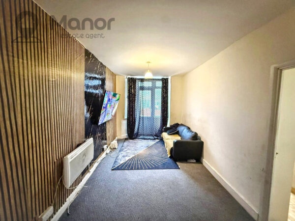 Dersingham Avenue, Manor Park, E12 6JX