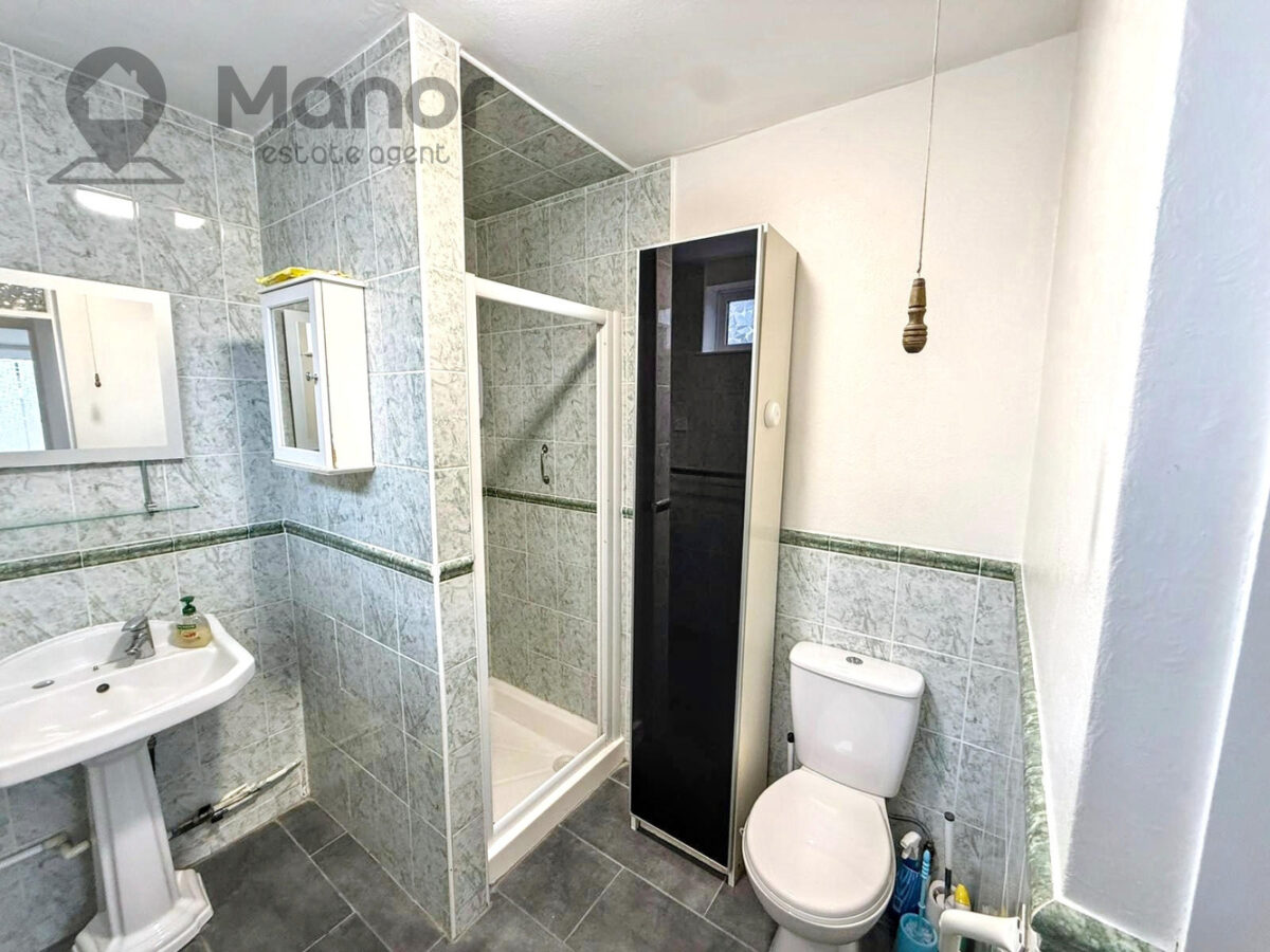 Trinity Road, Barkingside, IG6 2BQ