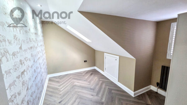 Geoffrey Avenue, Harold Wood, RM3 0YH