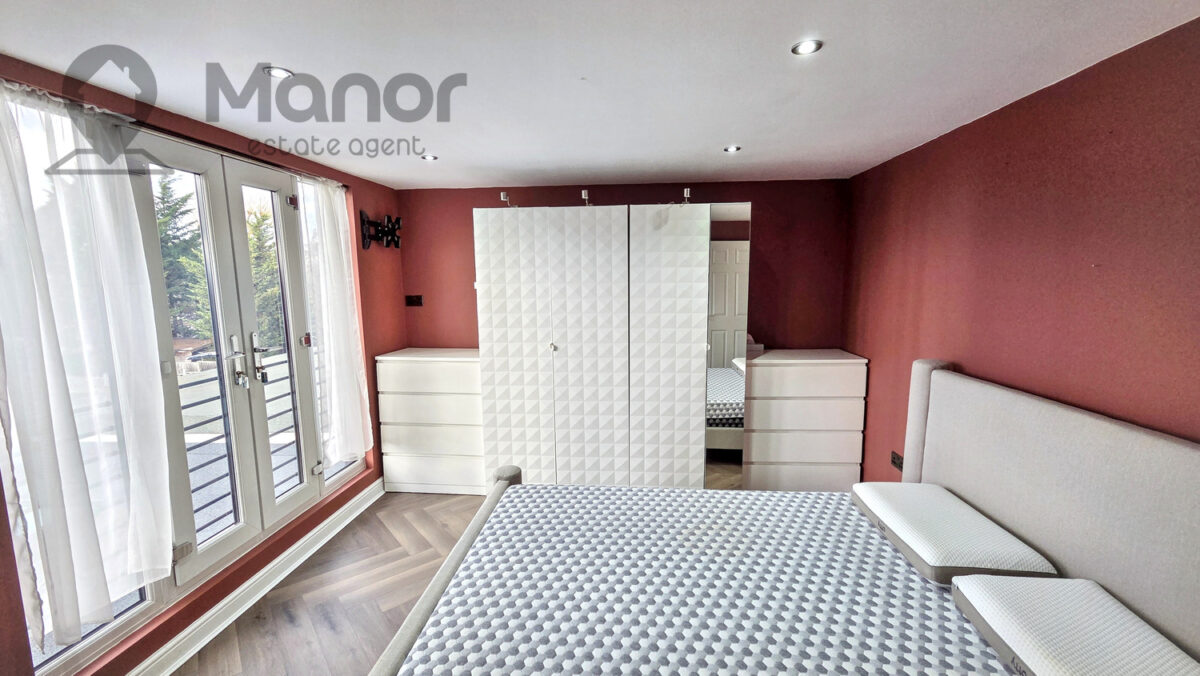 Geoffrey Avenue, Harold Wood, RM3 0YH