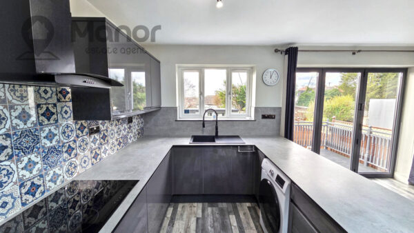 Geoffrey Avenue, Harold Wood, RM3 0YH