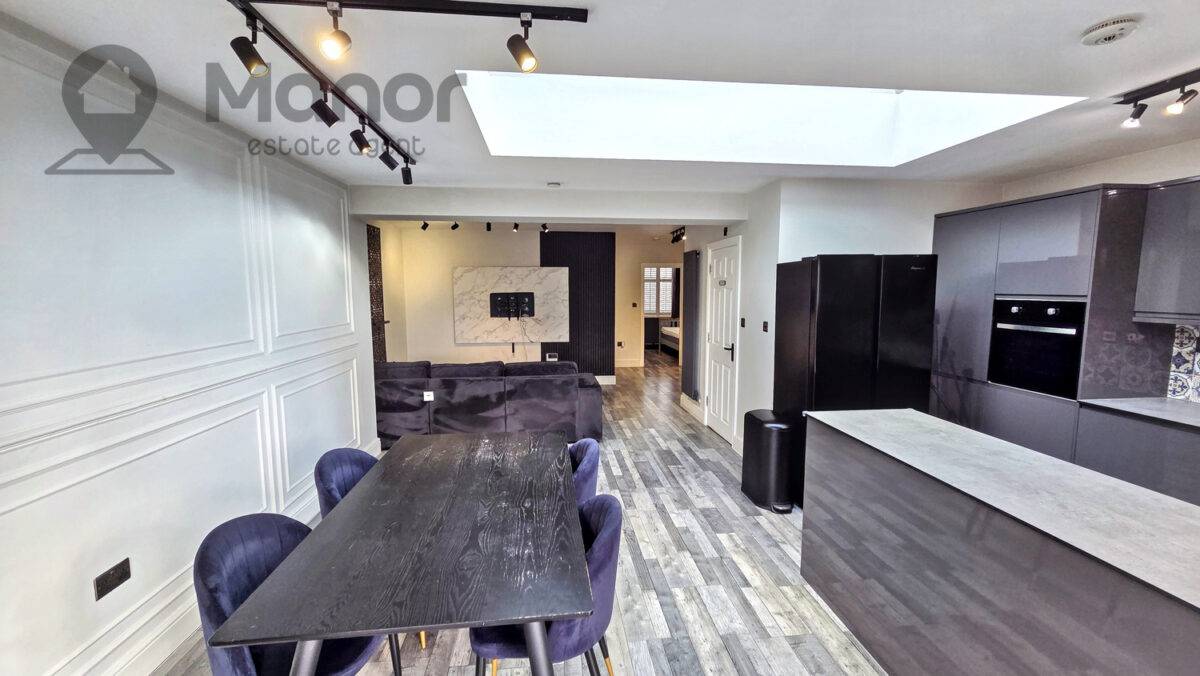 Geoffrey Avenue, Harold Wood, RM3 0YH