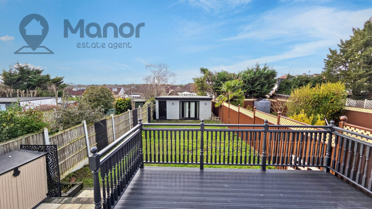 Geoffrey Avenue, Harold Wood, RM3 0YH