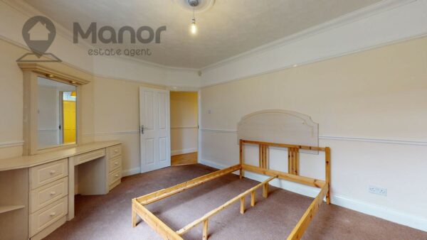 Longbridge Road, Barking, IG11 8SL