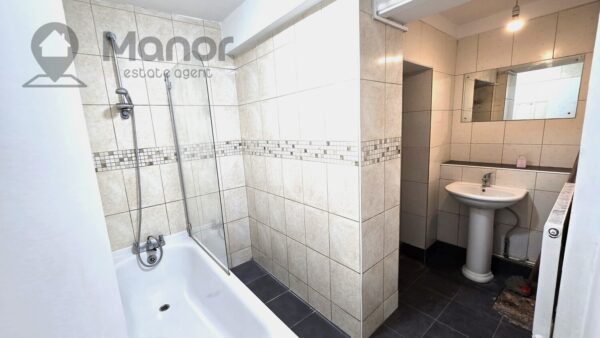 Romford Road, Forest Gate, E7 9HJ