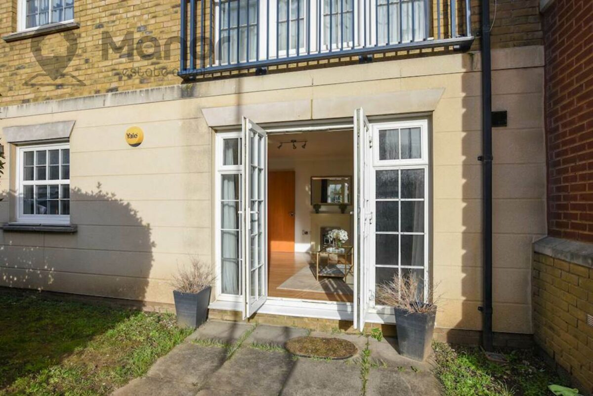 Queensberry Place, Manor Park, E12 6UW