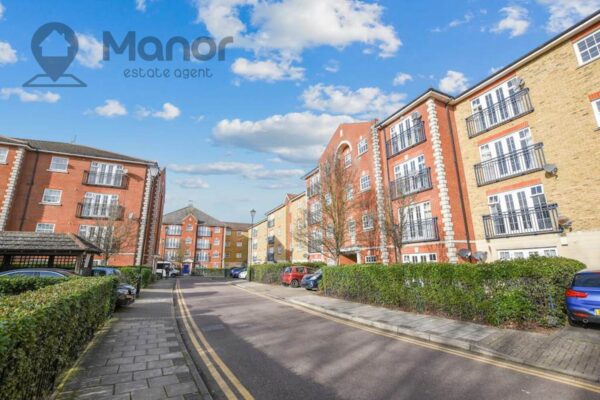 Queensberry Place, Manor Park, E12 6UW