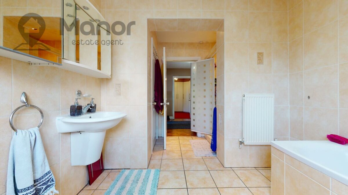 Norman Road, Hornchurch, RM11 1NB